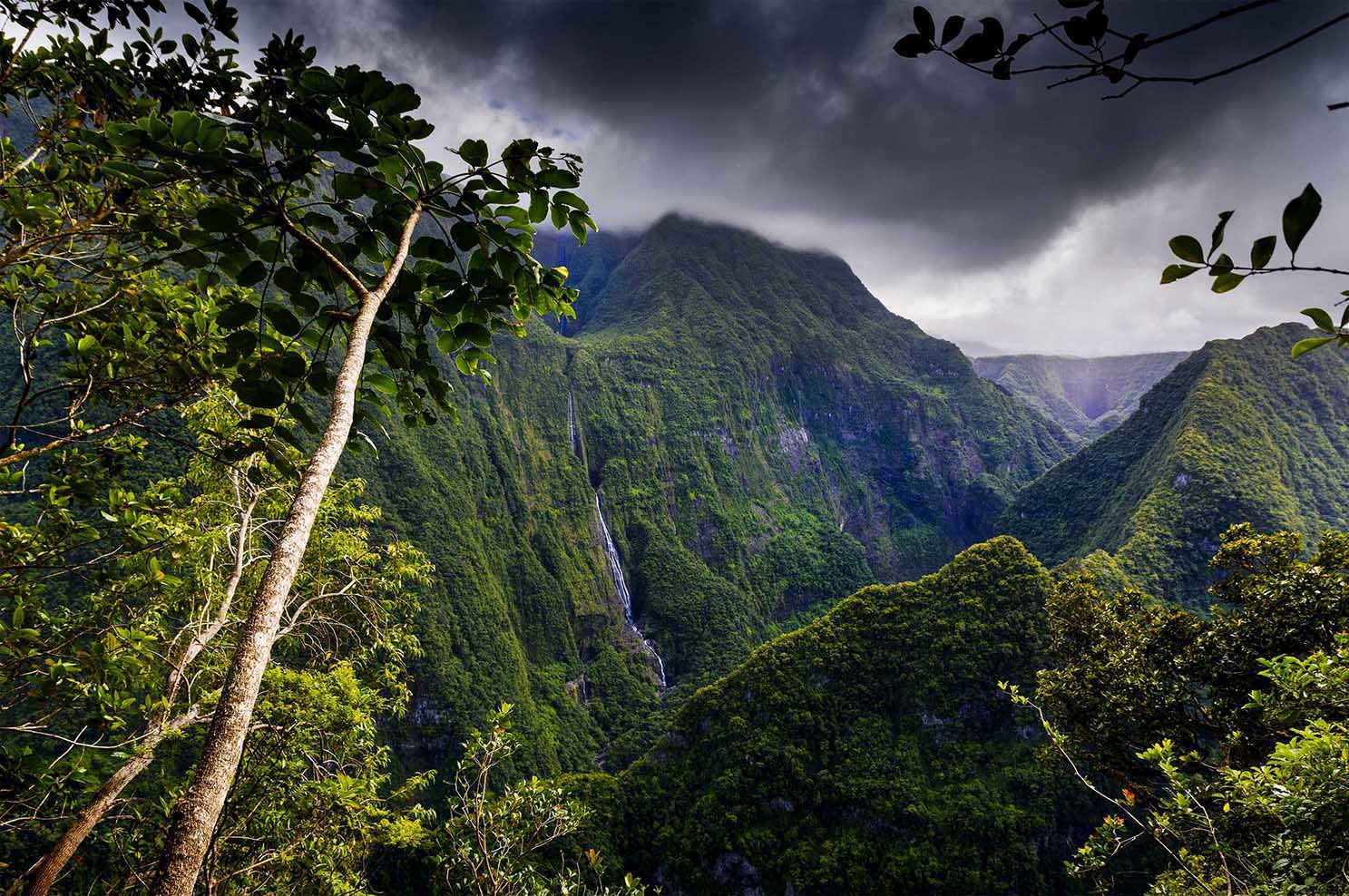 Takamaka-Tal und -Berge auf der Insel La Réunion